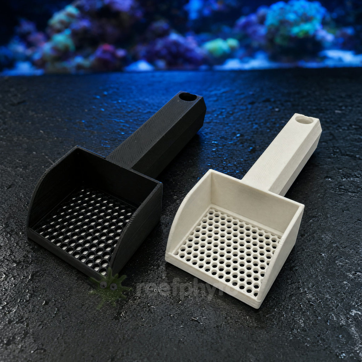 Reefphyto Mini Sand Sieve colour options, black and white